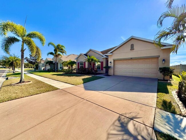 610 15th Ave NW in Ruskin, FL - Building Photo - Building Photo