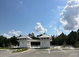 8665 Pathstone Blvd in Bellview, FL - Building Photo - Building Photo