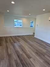 20513 SE Dorset Pl in Bend, OR - Foto de edificio - Building Photo