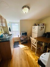 9 Parker St, Unit 3 in Boston, MA - Building Photo - Building Photo