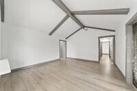 9750 Guest St photo'