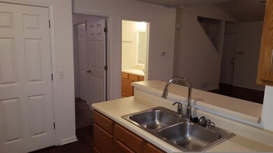 4813-4815-4815 Moniteau in Columbia, MO - Building Photo - Building Photo