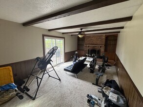 880 Buchholz Dr in Wooster, OH - Building Photo - Building Photo