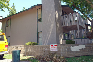 Beechwood Commons in Stockton, CA - Foto de edificio - Building Photo