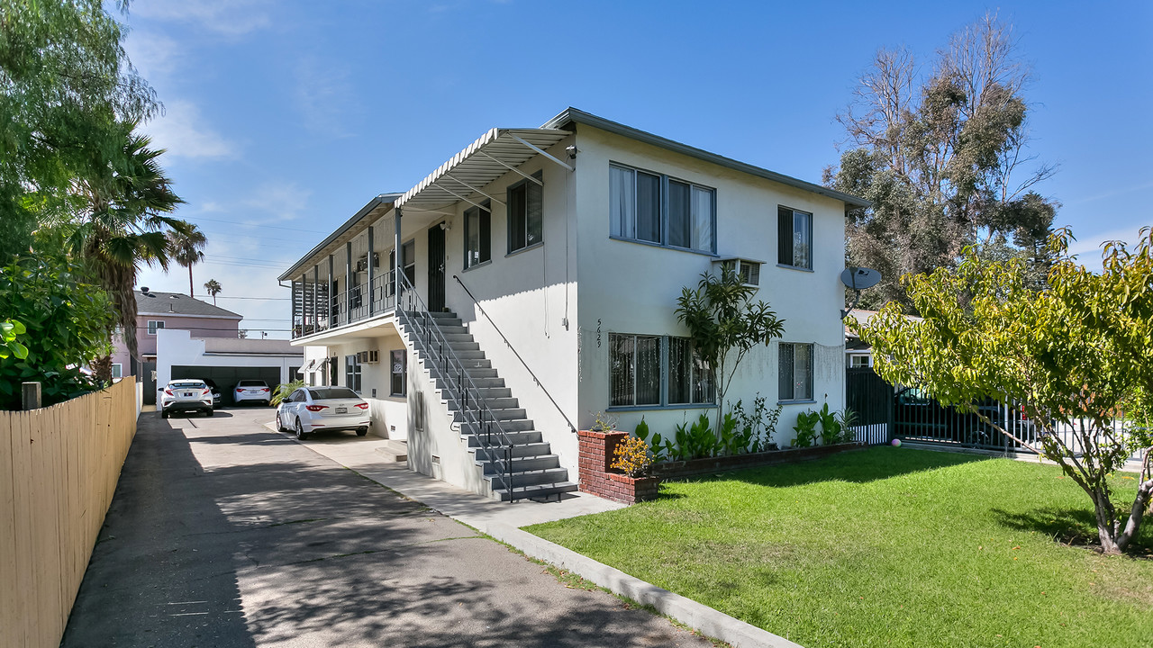 5629 Riverton Ave in North Hollywood, CA - Building Photo