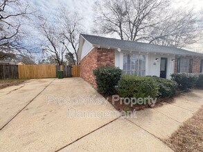 3009 Montwood Ct in Montgomery, AL - Building Photo - Building Photo