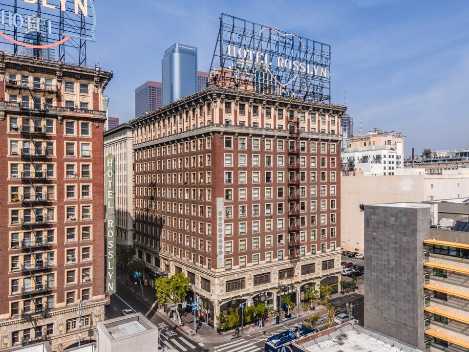 Rosslyn Lofts Apartments in Los Angeles, CA - Building Photo