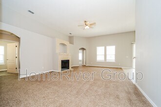 10331 Palmetto Bay Rd in Jacksonville, FL - Building Photo - Building Photo