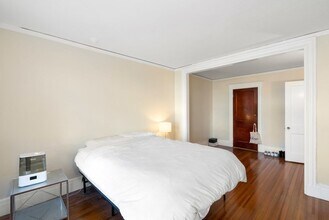1572 Massachusetts Ave in Cambridge, MA - Building Photo - Building Photo