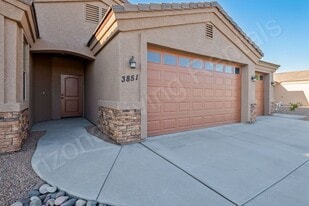 3851 E McVicar Ave in Kingman, AZ - Building Photo