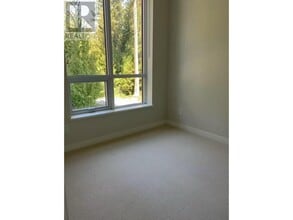 5608-5608 Berton Ave in Vancouver, BC - Building Photo - Building Photo