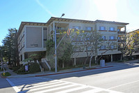 6100 Buckingham Pky in Culver City, CA - Foto de edificio - Building Photo