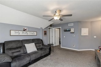 1131 Euclid Ave in Des Moines, IA - Building Photo - Building Photo