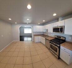 46 Beacon Ave in Romeoville, IL - Building Photo - Building Photo