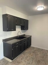 4161 W Ridge Rd in Erie, PA - Building Photo - Building Photo