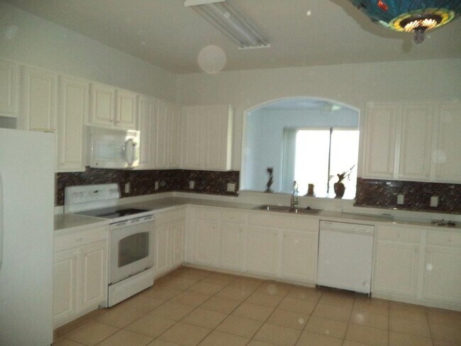 9058 Water Tupelo Rd in Ft. Myers, FL - Building Photo - Building Photo