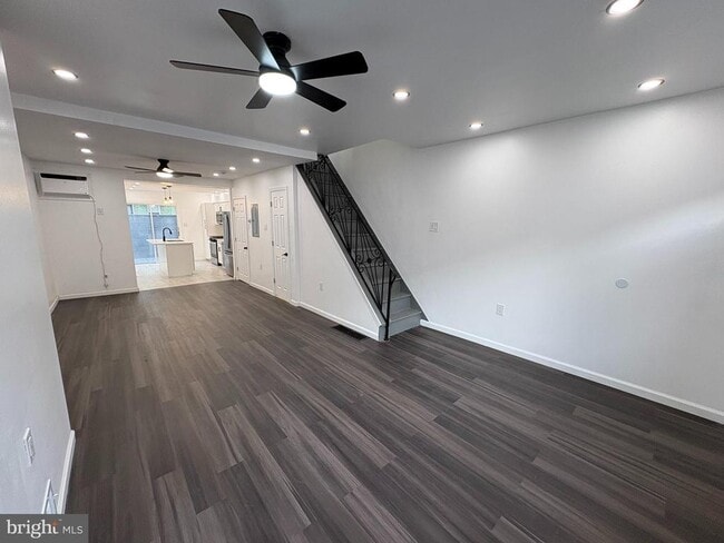 property at 2040 S Norwood St