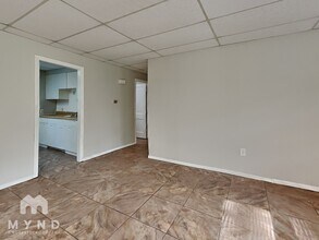 1256 S Willow Ln Ave in Springfield, MO - Foto de edificio - Building Photo