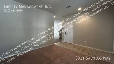 3311 Saltillo Way in San Antonio, TX - Building Photo - Building Photo