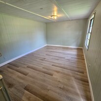 2764 TX-327 in Silsbee, TX - Building Photo