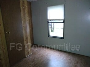 101 Tuckaway Ln in Brevard, NC - Building Photo - Building Photo