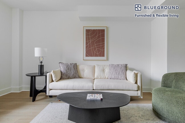 4-75 48th Avenue-SI FL5-ID2233, Unit SI FL5-ID2233 in Queens, NY - Building Photo - Building Photo