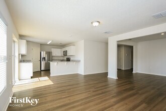 11524 Exmore St in Spring Hill, FL - Building Photo - Building Photo