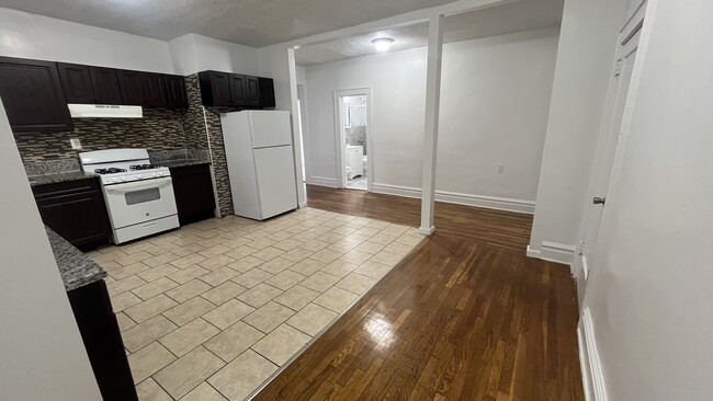 53 Union Ave, Unit 404