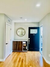 28 Metcalf St in Medford, MA - Building Photo - Building Photo