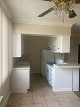 303 Commonwealth Ave, Unit 204 in Los Angeles, CA - Building Photo - Building Photo