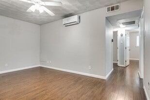 811 Skillman St in Dallas, TX - Building Photo
