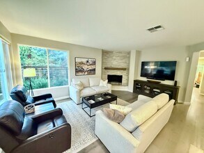 23203 Sorrel Ct in Santa Clarita, CA - Building Photo - Building Photo