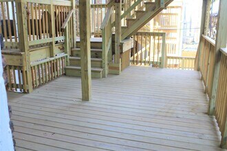 1008 W Dakin, Unit Unit 2 in Chicago, IL - Building Photo - Building Photo