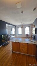 556 Chapel St in New Haven, CT - Building Photo - Building Photo