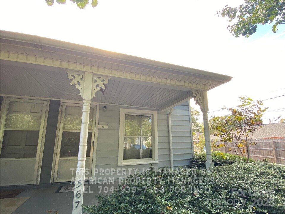567 Englewood St NE in Concord, NC - Foto de edificio
