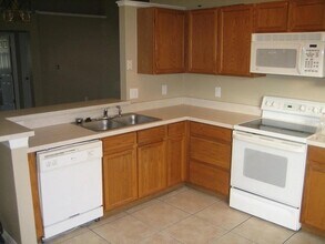 4937 Cedarstone Ln in Orlando, FL - Building Photo - Building Photo