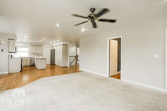 6613 46th Ave Ct E in Tacoma, WA - Foto de edificio - Building Photo