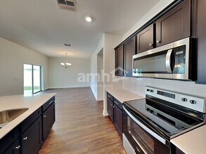 2705 Ponds Trl in St. Cloud, FL - Building Photo - Building Photo