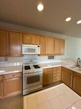 120 McDermott Ave in Tracy, CA - Building Photo - Building Photo