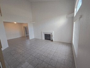 693 Ambling Gait Ave in Henderson, NV - Building Photo - Building Photo