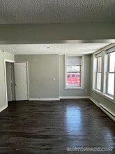 76 Franklin St, Unit 39 in Worcester, MA - Foto de edificio - Building Photo