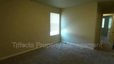 1495 Zinc St in Loveland, CO - Building Photo - Building Photo