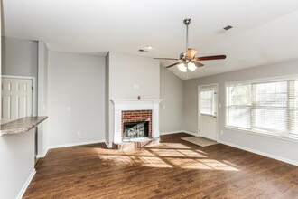 9261 Speerberry Ln in Cordova, TN - Building Photo - Building Photo