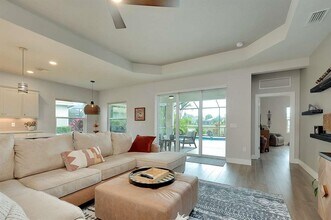 12177 Stuart Dr in Venice, FL - Building Photo - Building Photo