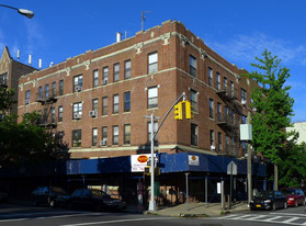 500 Montgomery St Apartments