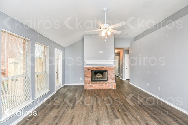 3031 Casa Bella Dr in Arlington, TX - Building Photo - Building Photo