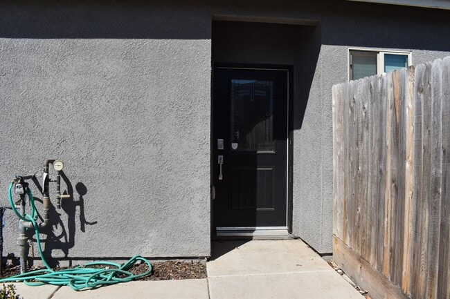 3771 Gabriel Dr in Merced, CA - Building Photo - Building Photo