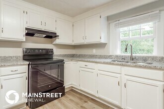 2112 Headrick Rd in Bessemer, AL - Building Photo - Building Photo