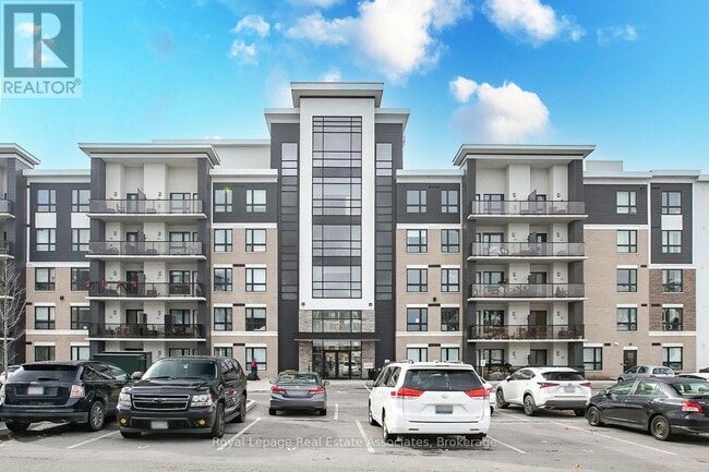 650 Sauve St in Milton, ON - Building Photo - Building Photo