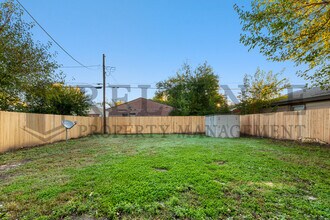 2548 N Somerset Ave in Wichita, KS - Building Photo - Building Photo